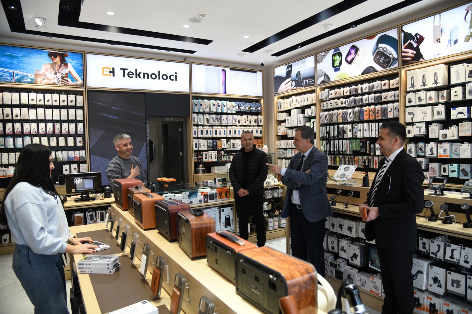 BAŞKAN BALABAN ESNAF ZİYARETLERİNİ ARALIKSIZ SÜRDÜRÜYOR